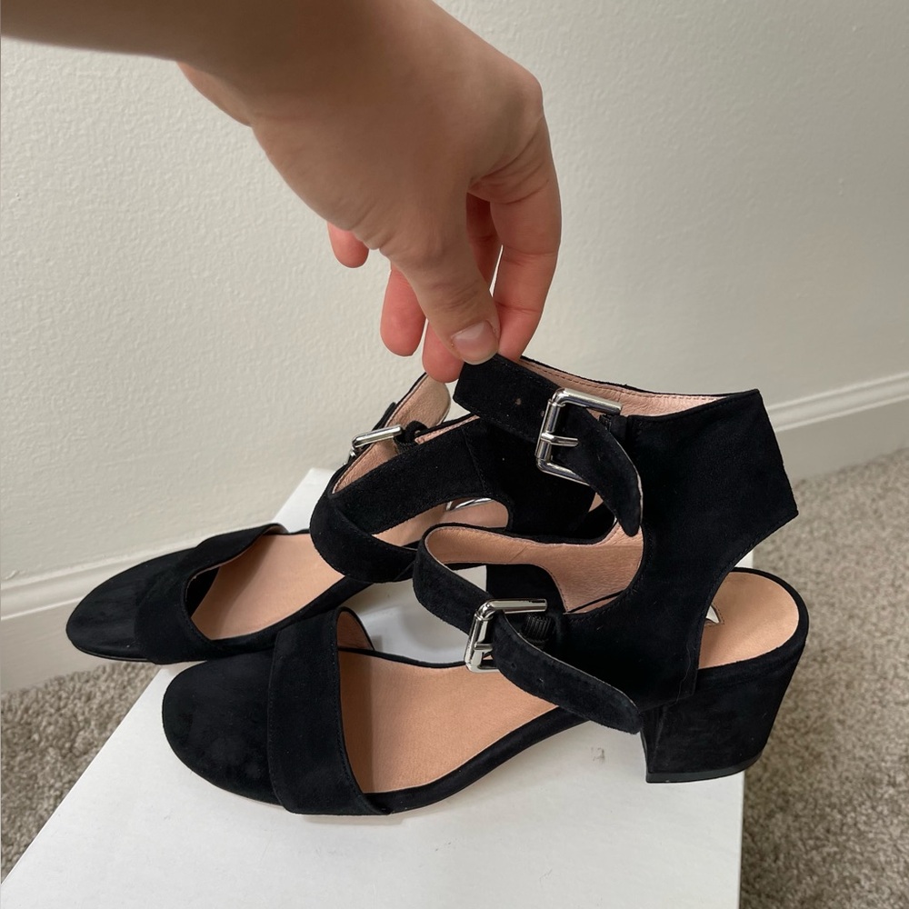 HALOGEN Black Faux Suede Heel Women Sandal Size 8.5M - Picture 5 of 11